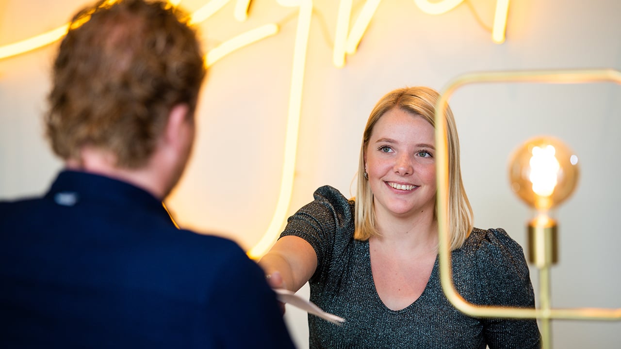 Customer experience & service