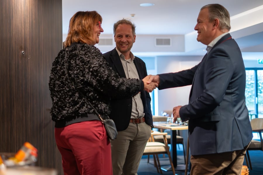 Decision Dinner 2026 customer retention expansion 7